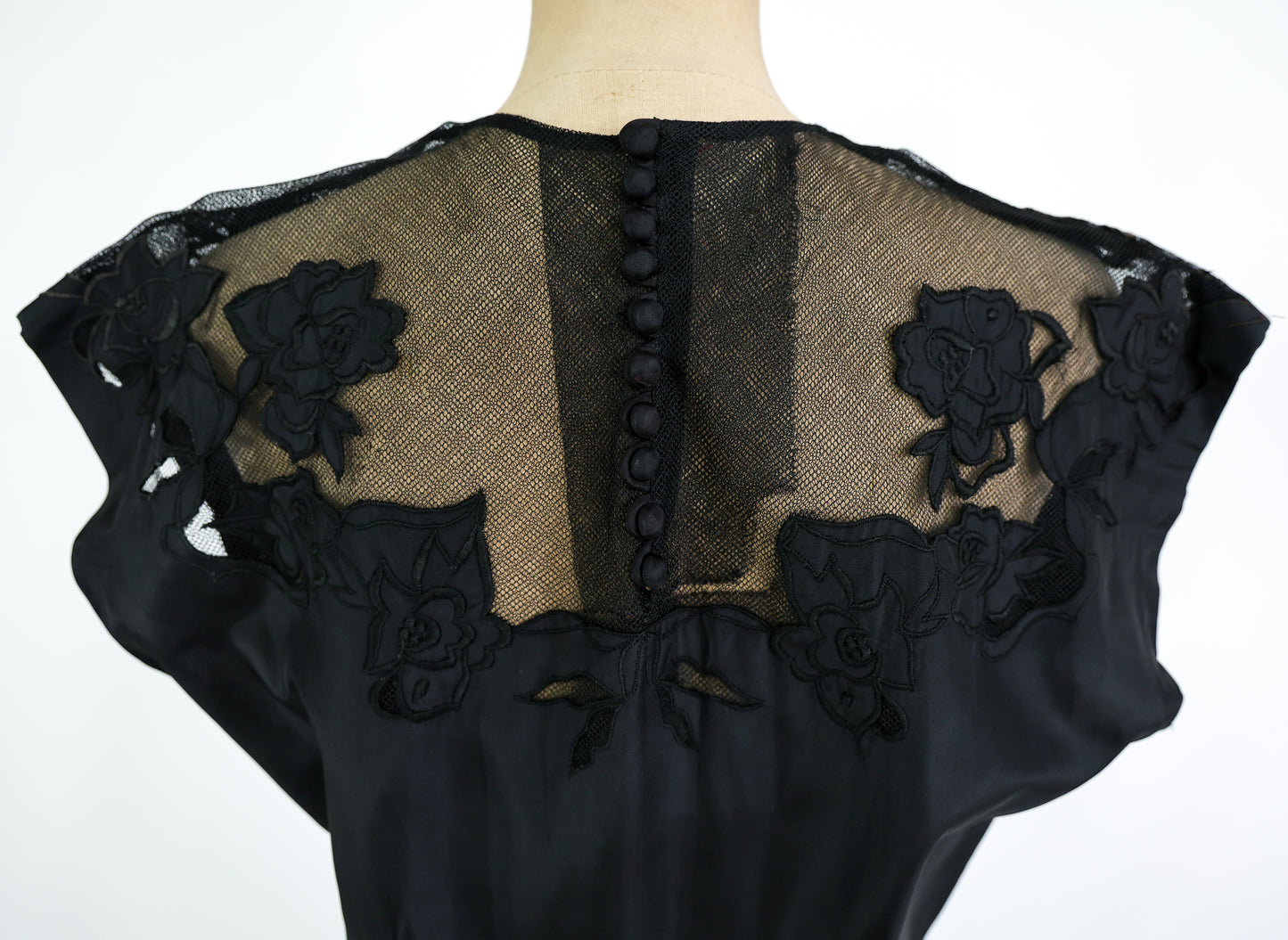 1940s Black Dress Embroidered New Look Dress, Large