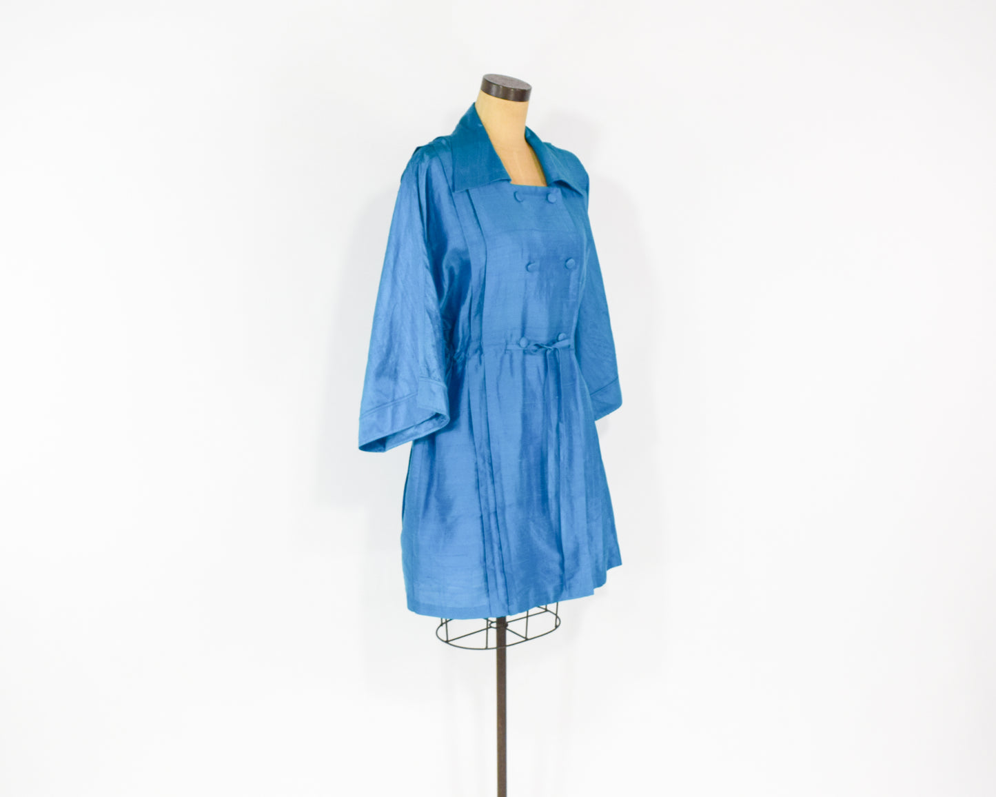 1990s Iridescent Blue Silk Trench Coat XL Extra Large