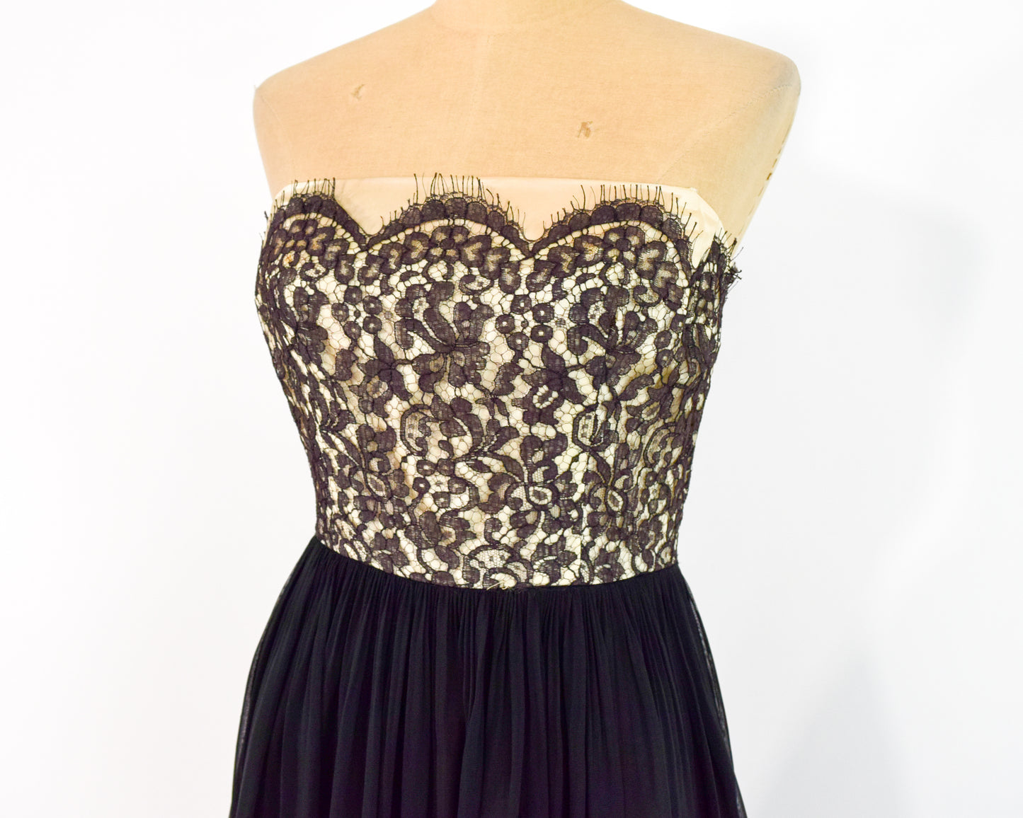 1950s Black Lace Party Dress Small