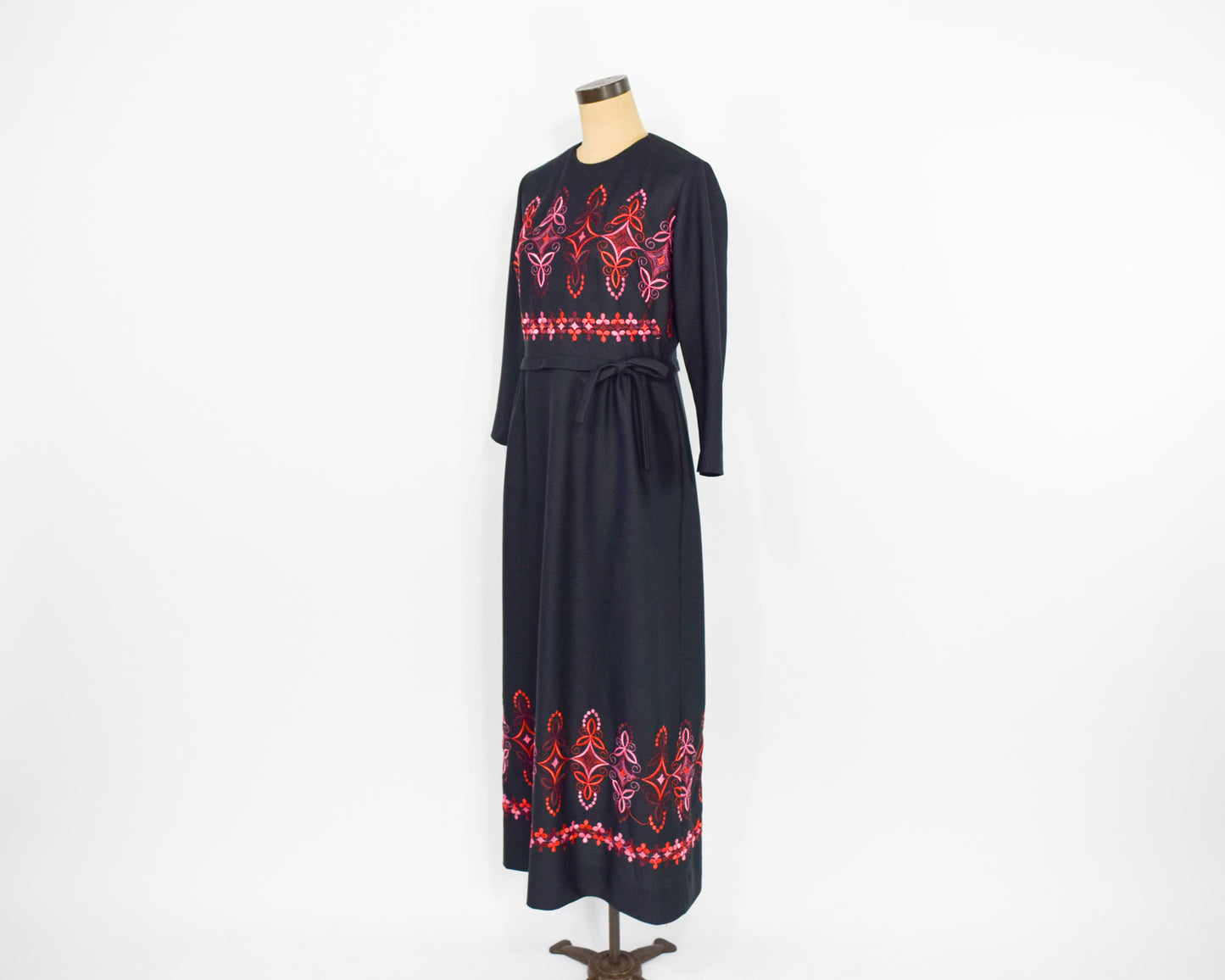 1970s Black Red Embroidered Maxi Dress Large
