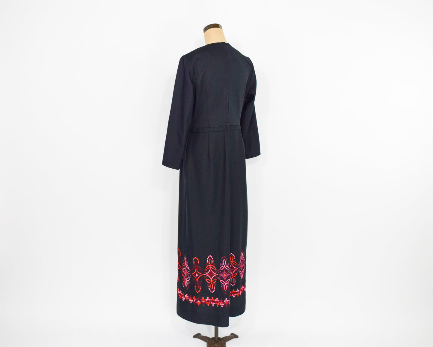1970s Black Red Embroidered Maxi Dress Large