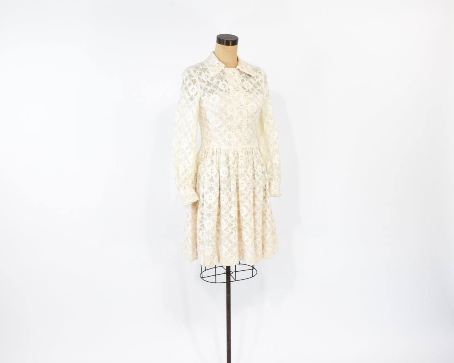 1950s White Lace Dress Small