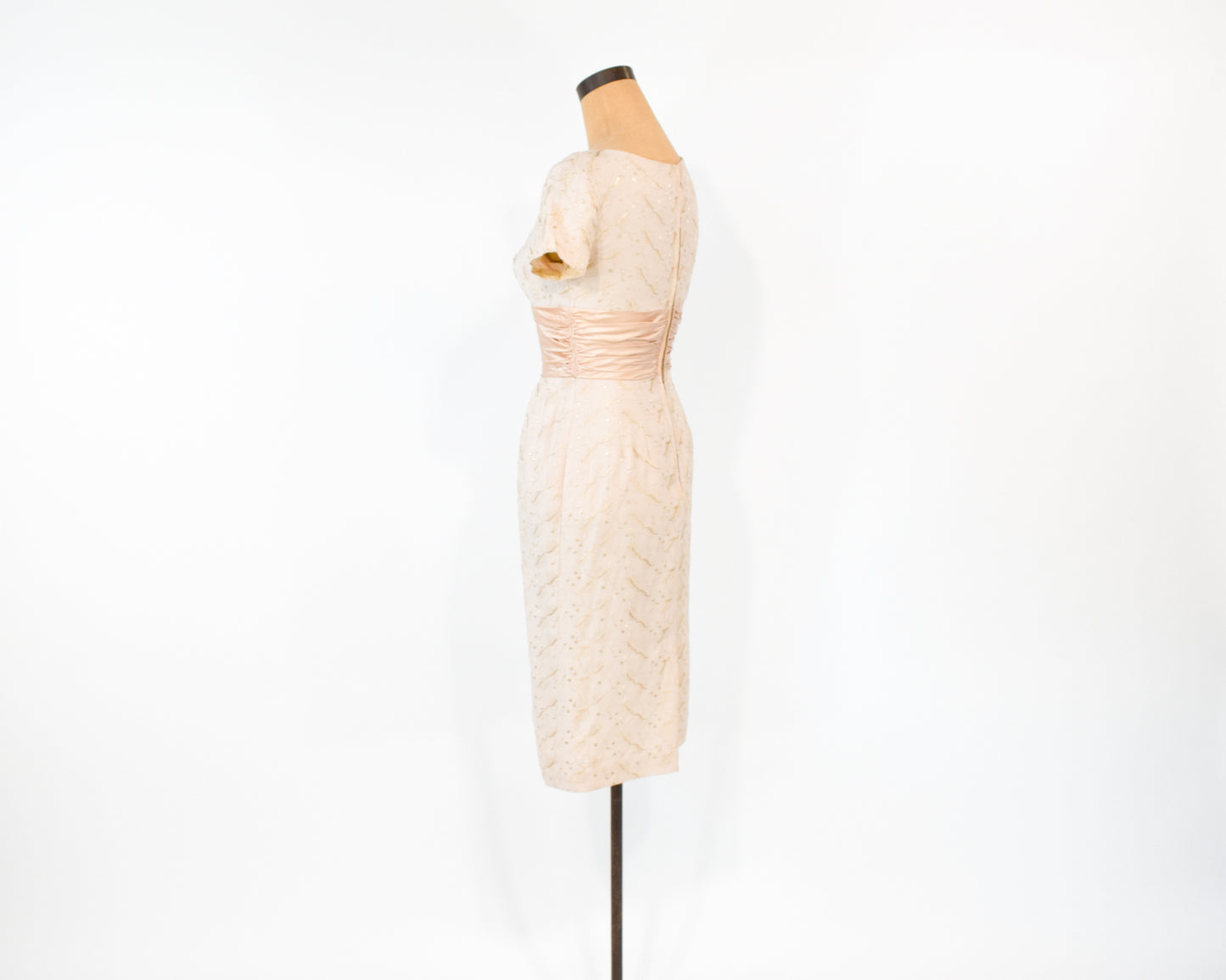 1950s Beige Lace Wiggle Dress, Extra Small