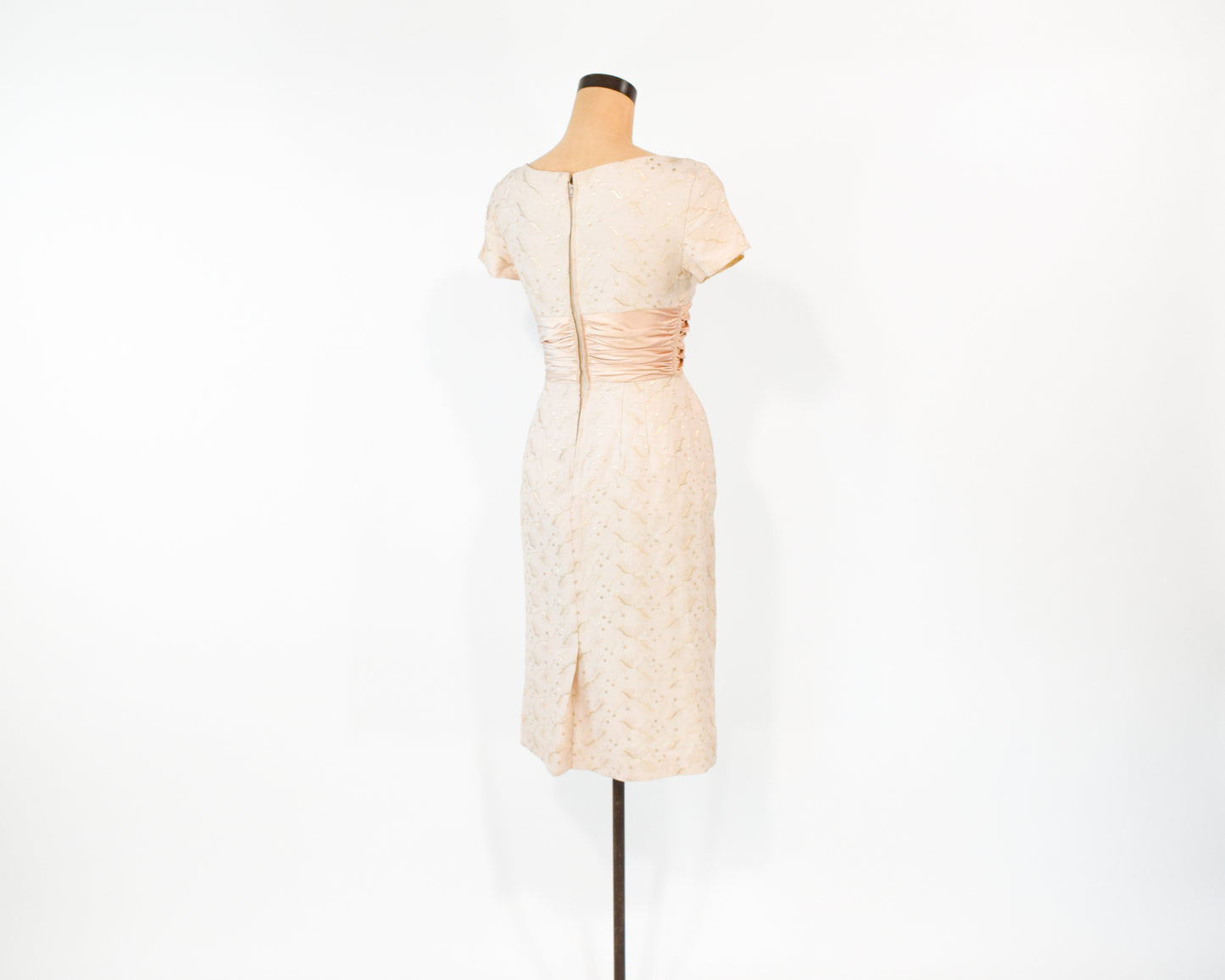 1950s Beige Lace Wiggle Dress, Extra Small
