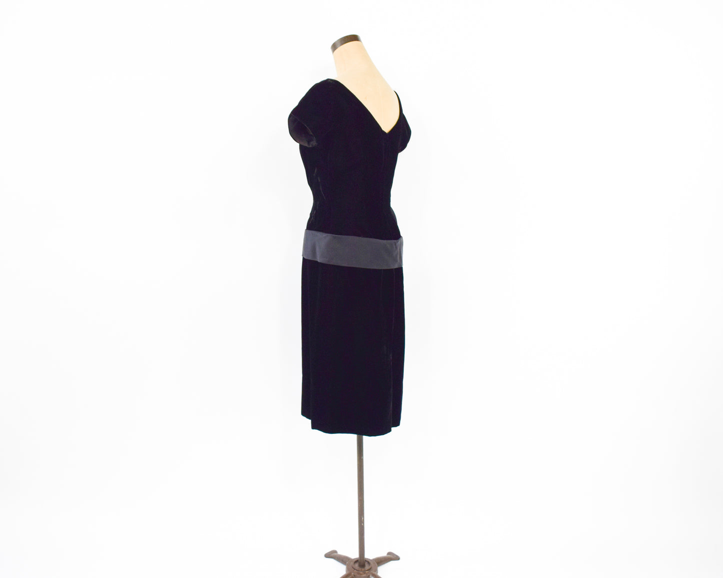 1950s Black Velvet Party Dress | Medium Cocktail Party Dress